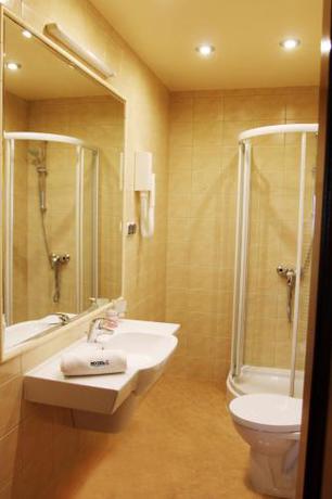 Imagen de la habitación del Hotel Mat's. Foto 8