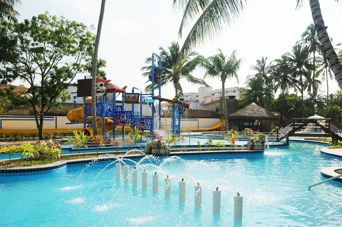 Imagen de la piscina del Hotel Matsubara Acqua Park. Foto 5