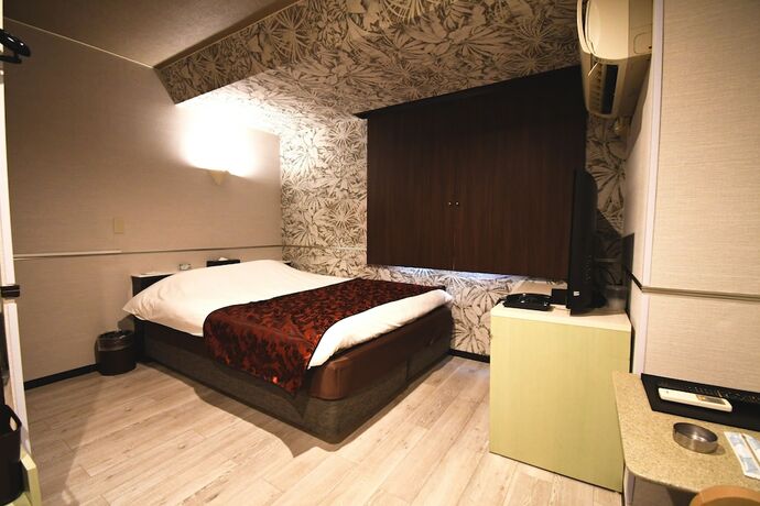 Imagen de la habitación del Hotel Matsudo Grand. Foto 17