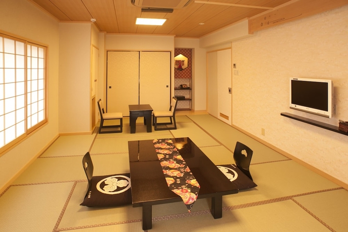 Imagen de la habitación del Hotel Matsui Honkan. Foto 11
