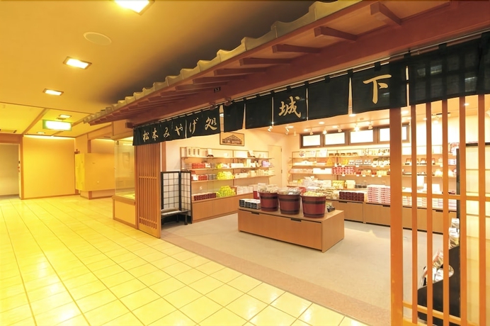 Imagen de los interiores del Hotel Matsumoto Asama Onsen Izumiso. Foto 18