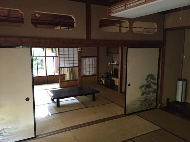 Imagen de la habitación del Hotel Matsuno Onsen Suikoen. Foto 3