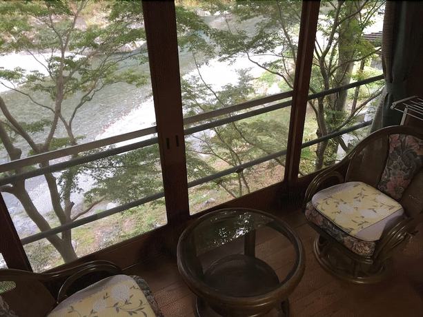 Imagen de la habitación del Hotel Matsuno Onsen Suikoen. Foto 6
