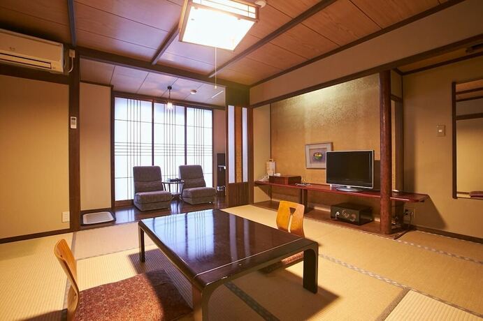 Imagen general del Hotel Matsuya, Toyooka. Foto 16