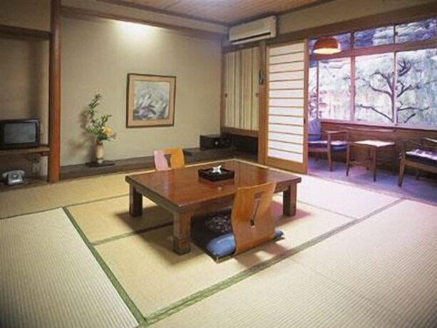 Imagen de la habitación del Hotel Matsuya, Toyooka. Foto 30