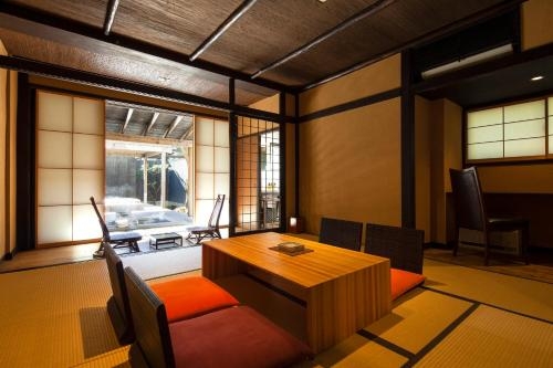 Imagen de la habitación del Hotel Matsuzakaya Honten. Foto 6