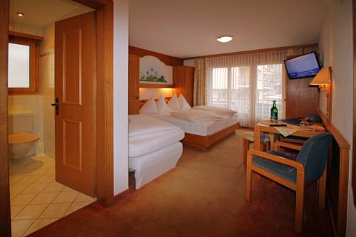 Imagen de la habitación del Hotel Mattmarkblick. Foto 7