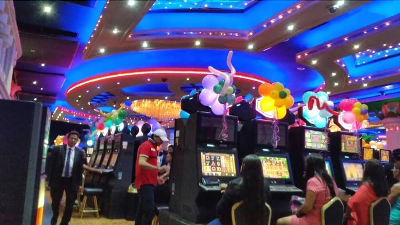 Imagen de los interiores del Hotel Matum and Casino. Foto 14