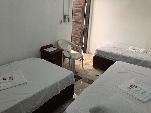 Imagen de la habitación del Hotel Matus Guest House. Foto 8