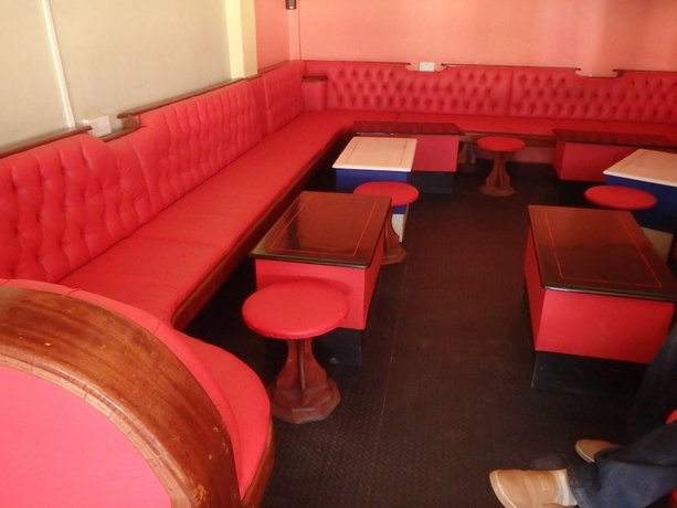 Imagen del bar/restaurante del Hotel Mau Summit. Foto 4