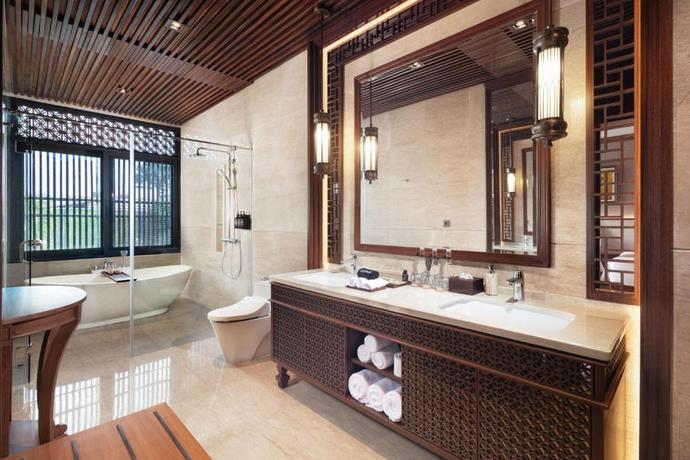 Imagen de la habitación del Hotel Maua Olea Ubud. Foto 16