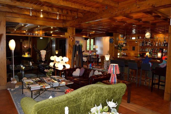 Imagen de los interiores del Hotel Mauberme. Foto 8