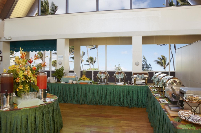 Imagen del bar/restaurante del Hotel Maui Beach. Foto 4