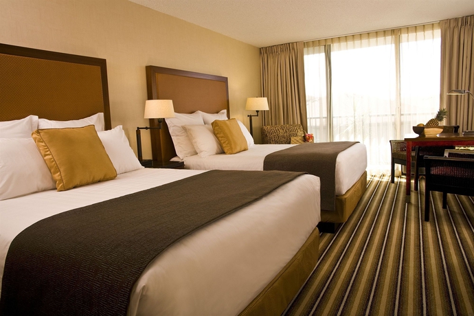 Imagen de la habitación del Hotel Maui Coast. Foto 8