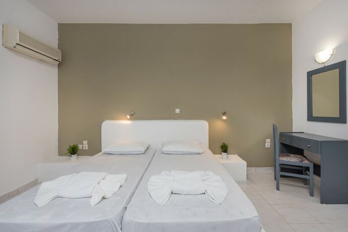 Imagen de la habitación del Hotel Maui. Foto 14