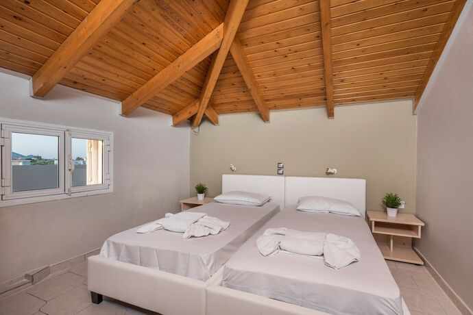 Imagen de la habitación del Hotel Maui. Foto 17