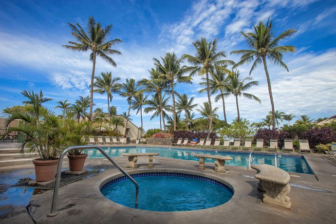 Imagen de la piscina del Hotel Maui Kamaole. Foto 10