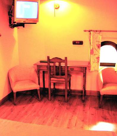 Imagen de la habitación del Hotel Mauleon. Foto 4