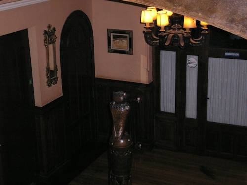 Imagen de la habitación del Hotel Mauleon. Foto 13