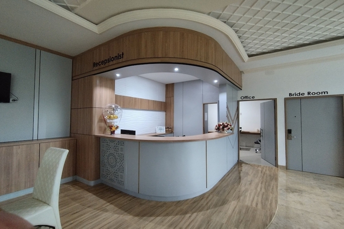 Imagen de los interiores del Hotel Maulidia and Convention Center. Foto 12