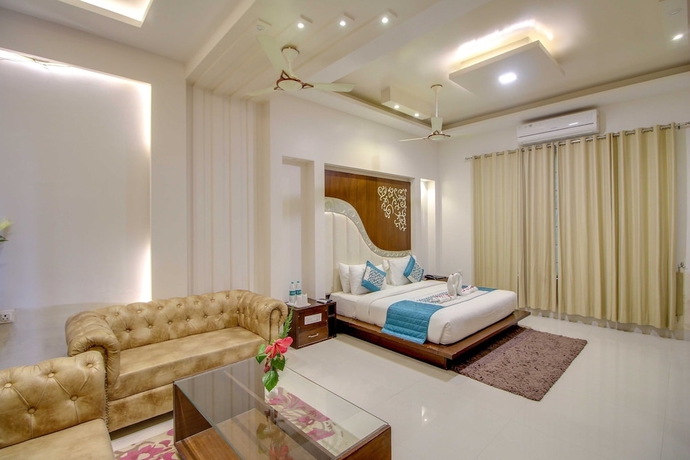 Imagen de la habitación del Hotel Maulik Mansion Resort. Foto 13