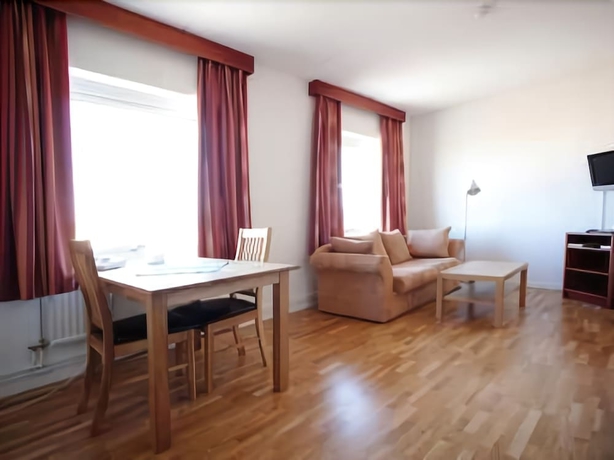 Imagen de la habitación del Hotel M&auml;larporten. Foto 15