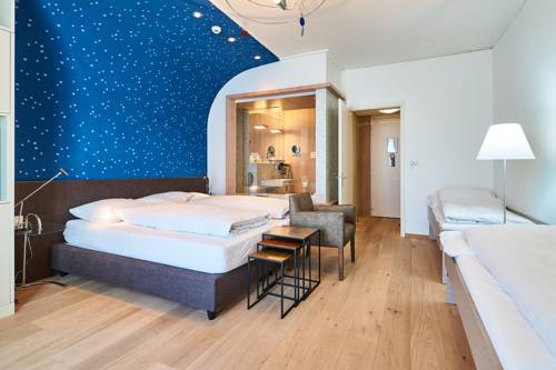 Imagen de la habitación del Hotel M&auml;rchenhotel Bellevue. Foto 11