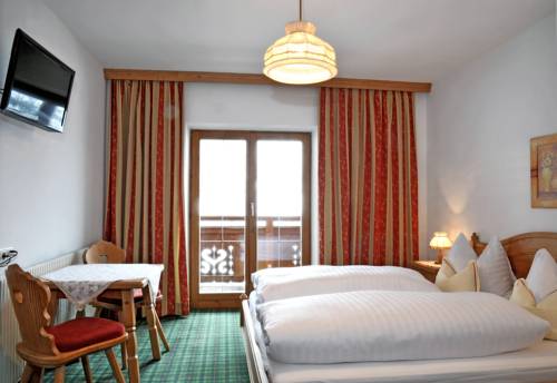 Imagen de la habitación del Hotel M&auml;rzenklamm Stumm im Zillertal. Foto 11