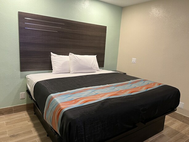 Imagen de la habitación del Hotel Mauna Loa Motel. Foto 18