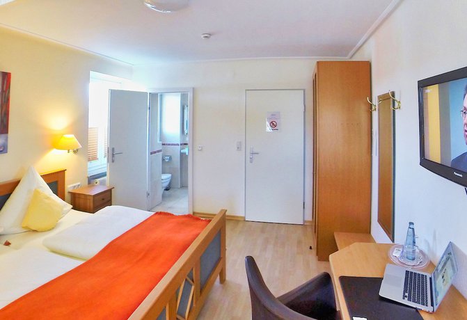 Imagen de la habitación del Hotel Maurer. Foto 5