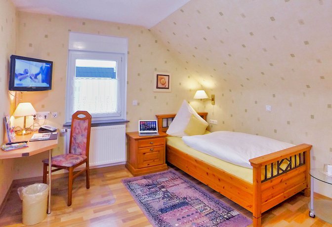 Imagen de la habitación del Hotel Maurer. Foto 15