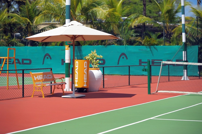 Imagen general del Hotel Mauricia Beachcomber Resort and Spa. Foto 3