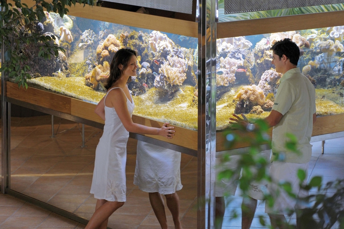 Imagen de los interiores del Hotel Mauricia Beachcomber Resort and Spa. Foto 16