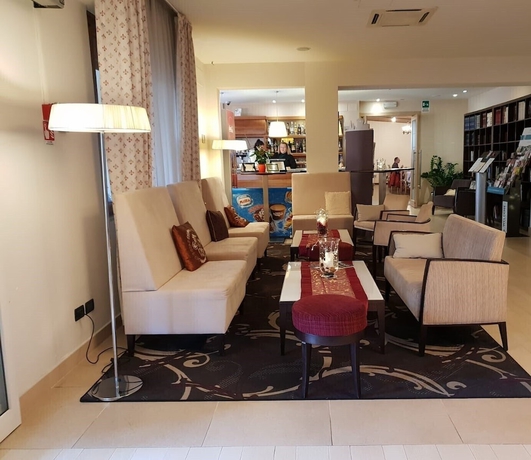 Imagen de los interiores del Hotel Mauro. Foto 19