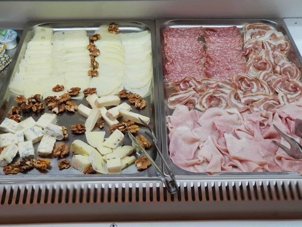 Imagen del bar/restaurante del Hotel Mauro. Foto 5