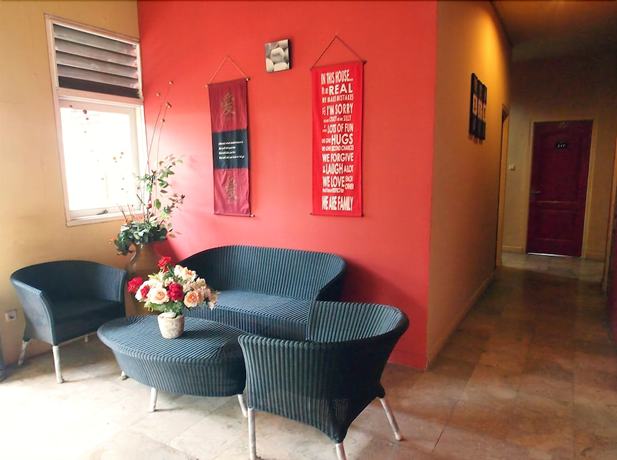 Imagen de los interiores del Hotel Maven Buncit. Foto 16