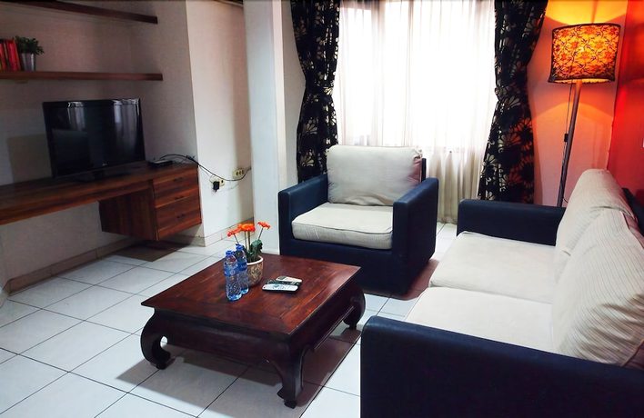 Imagen de la habitación del Hotel Maven Buncit. Foto 15