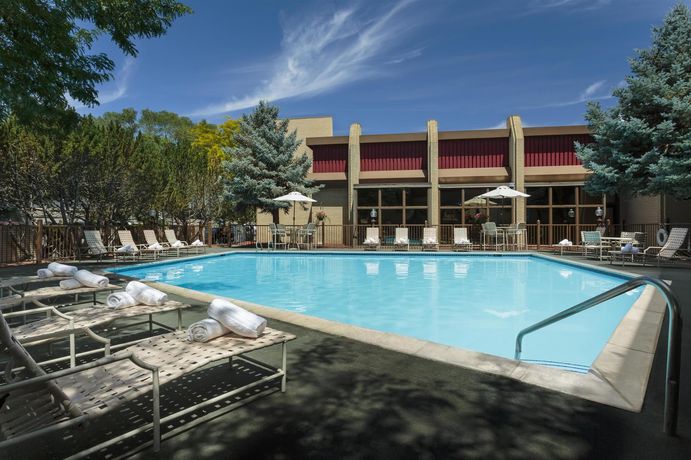 Imagen de la piscina del Hotel Maverick Hotel and Casino By Red Lion Hotels. Foto 16