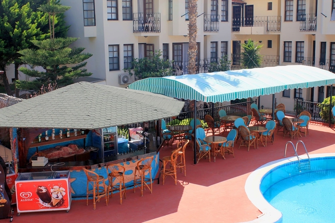 Imagen de la piscina del Hotel Mavi Belce. Foto 19