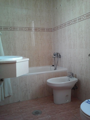 Imagen de la habitación del Hotel Mavi, Gandía. Foto 4