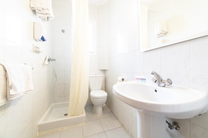 Imagen de la habitación del Hotel Mavi, La Cabrera. Foto 6