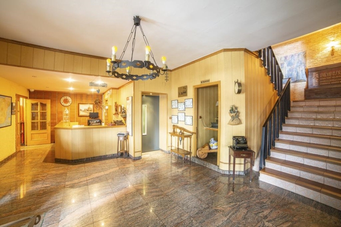 Imagen de los interiores del Hotel Mavi, La Cabrera. Foto 16