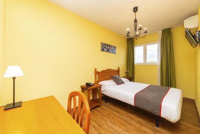 Imagen de la habitación del Hotel Mavi, La Cabrera. Foto 9