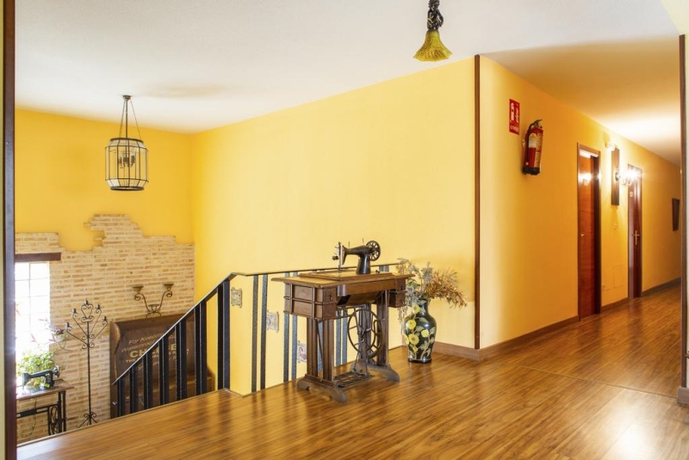 Imagen de los interiores del Hotel Mavi, La Cabrera. Foto 18