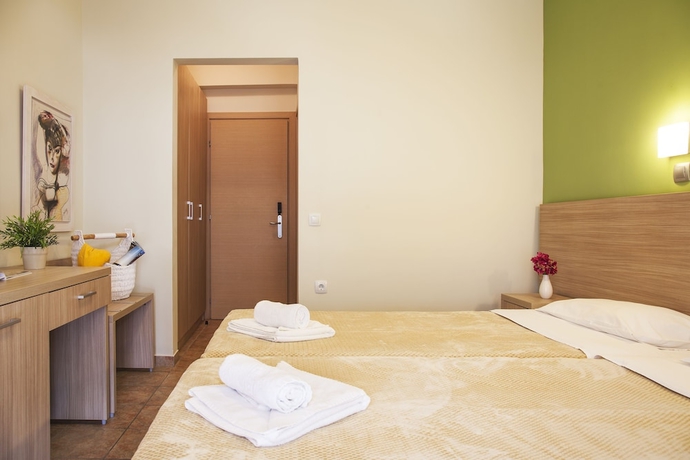 Imagen de la habitación del Hotel Mavridis. Foto 9