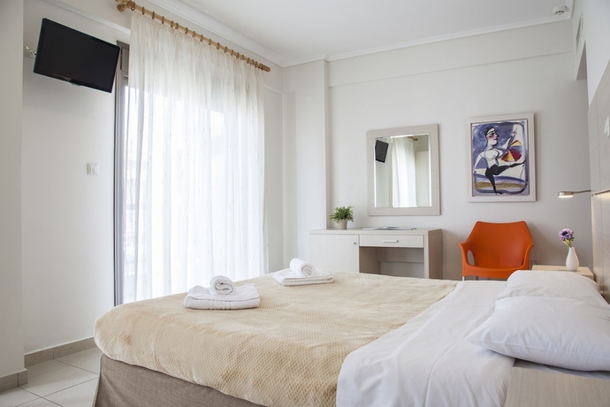 Imagen de la habitación del Hotel Mavridis. Foto 11