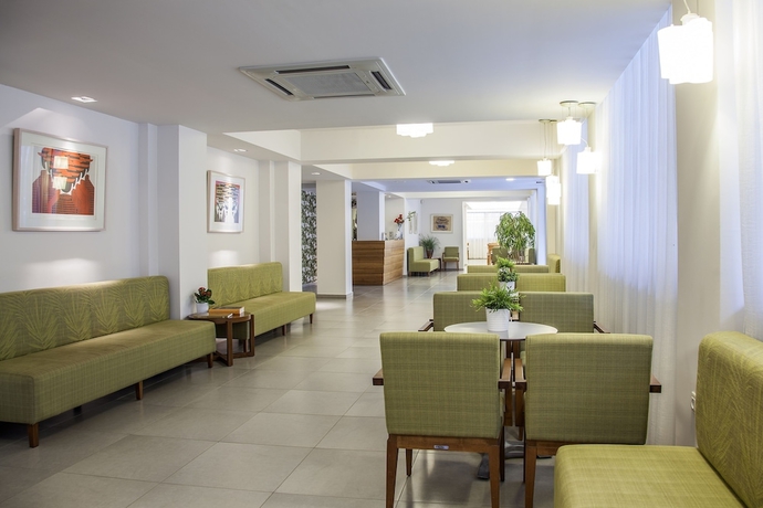 Imagen de los interiores del Hotel Mavridis. Foto 16