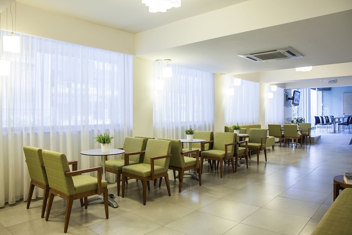 Imagen de los interiores del Hotel Mavridis. Foto 17