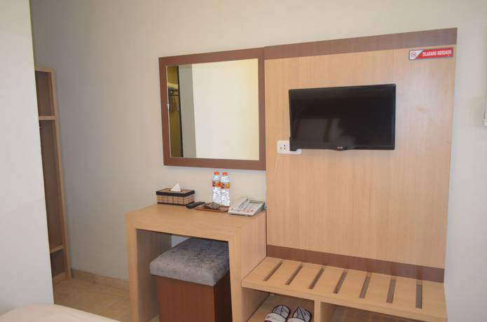 Imagen de la habitación del Hotel Mawar Asri, Kota Yogyakarta. Foto 2
