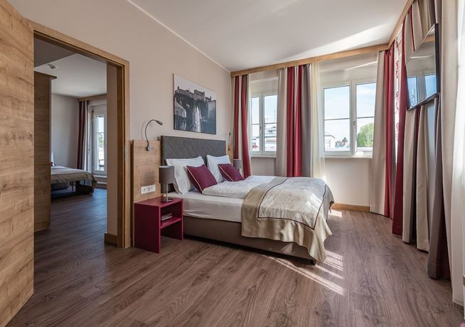 Imagen de la habitación del Hotel Max 70. Foto 12